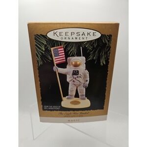 Hallmark "The Eagle Has Landed" Neil Armstrong Ornament (QLX7486) (498)